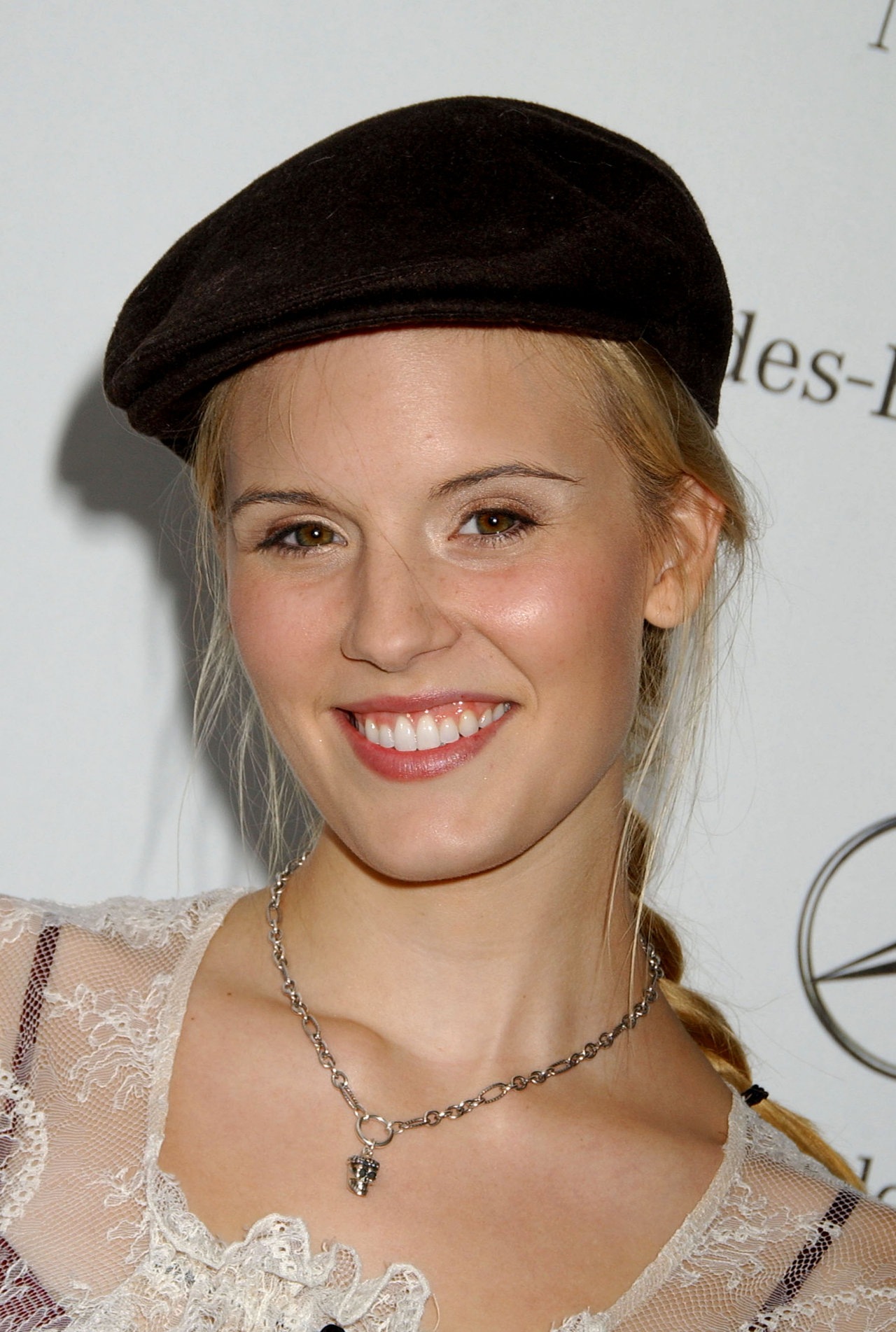 maggie-grace-wallpapers-94953-popular-maggie-grace-pictures-photos-images