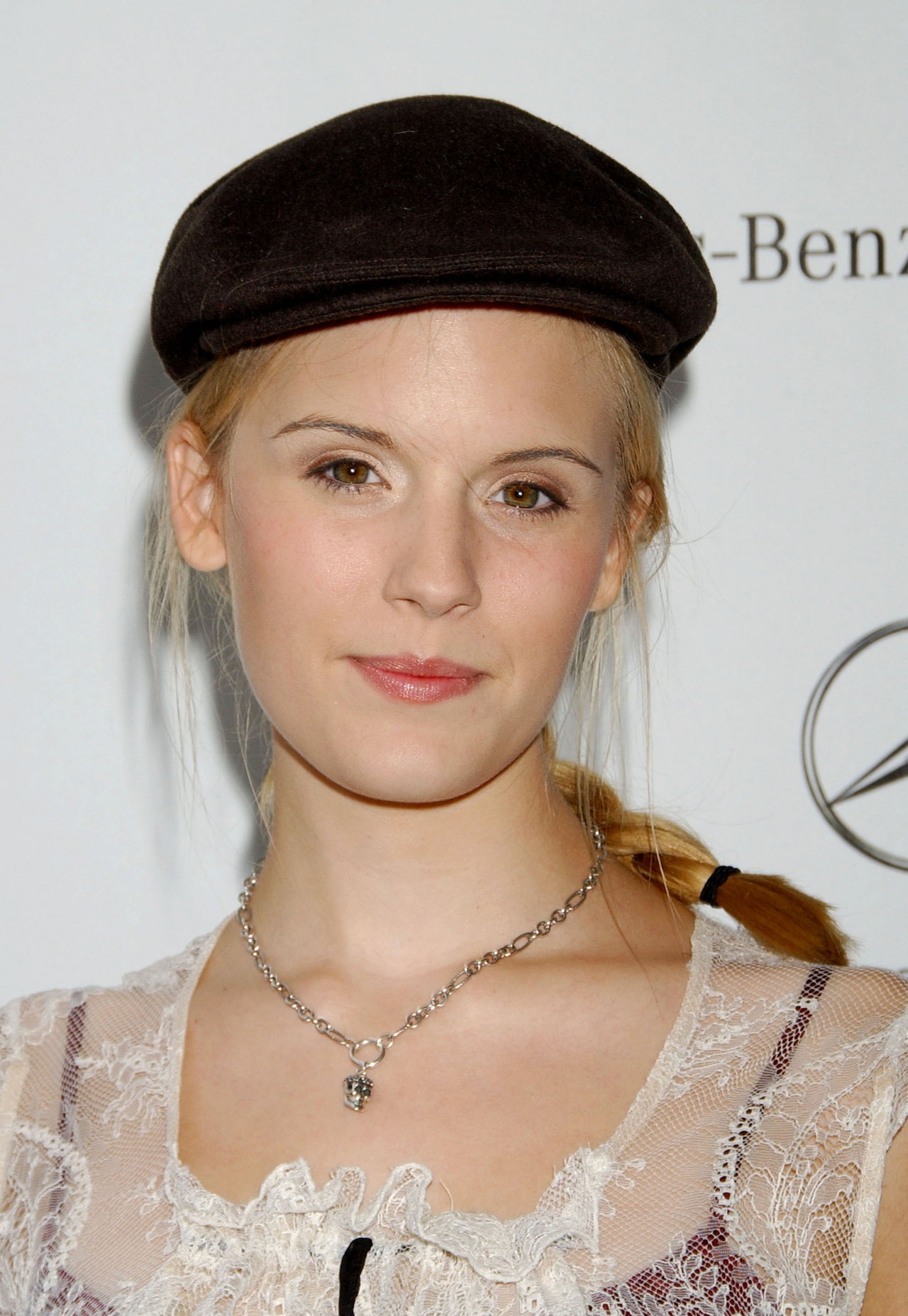 Maggie Grace