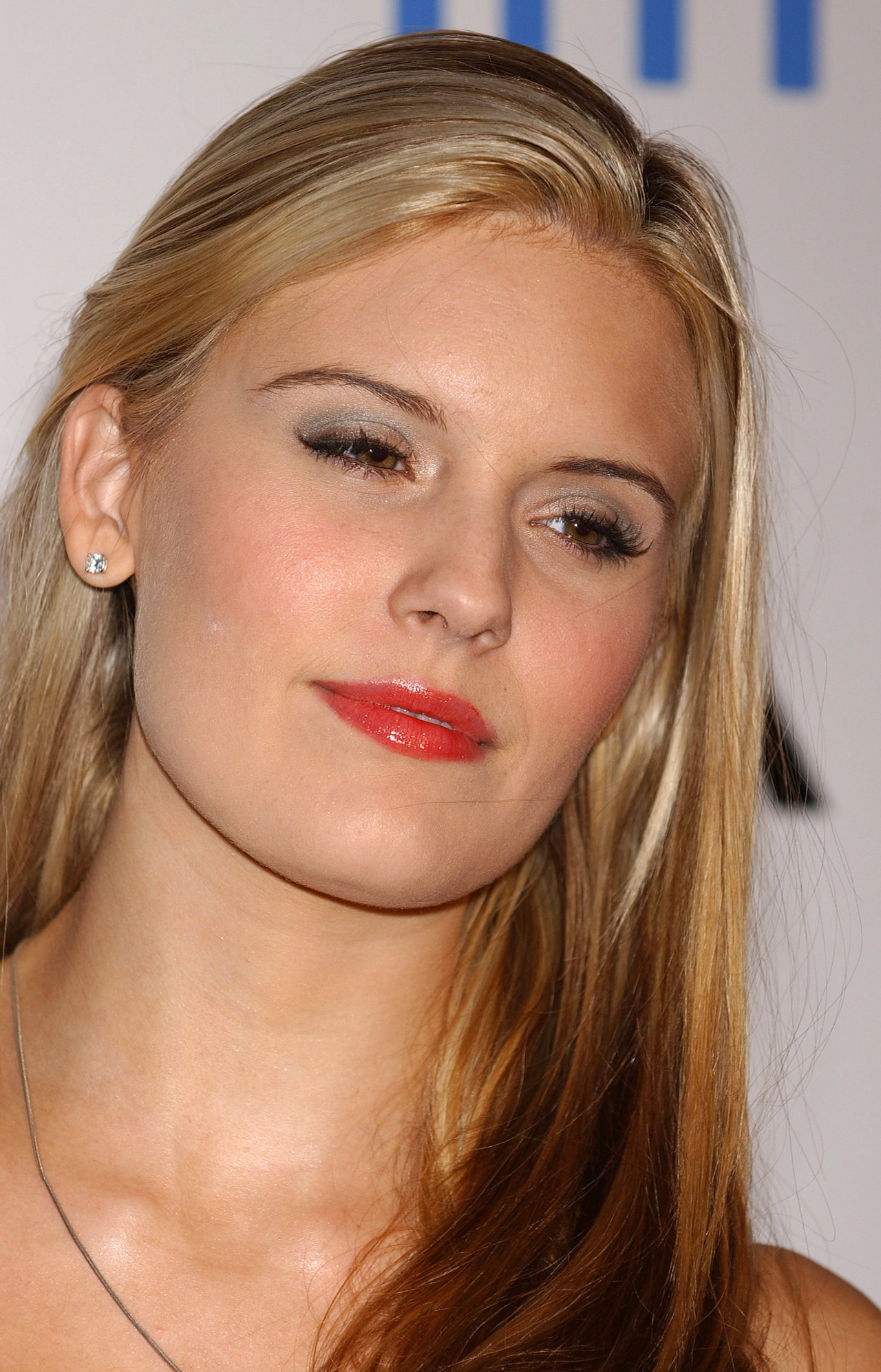 Maggie Grace