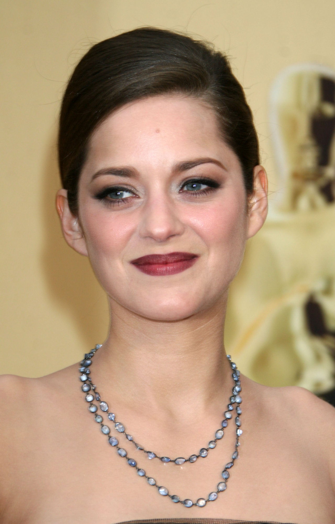 Marion Cotillard - Wallpaper Actress