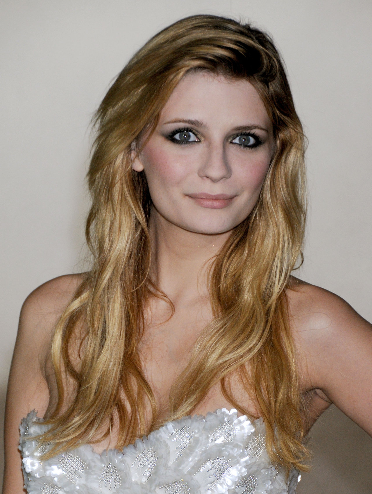 Mischa Barton - Images Gallery